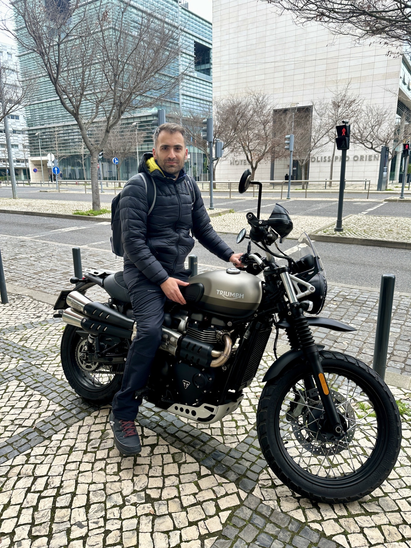 Rui on his Triumph Street Scrambler 900 Sandstorm Edition